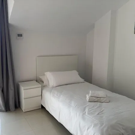 Exceptional 3-bedrooms Duplex With Ocean Views Appartamento *