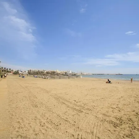 Exceptional 3-bedrooms Duplex With Ocean Views *