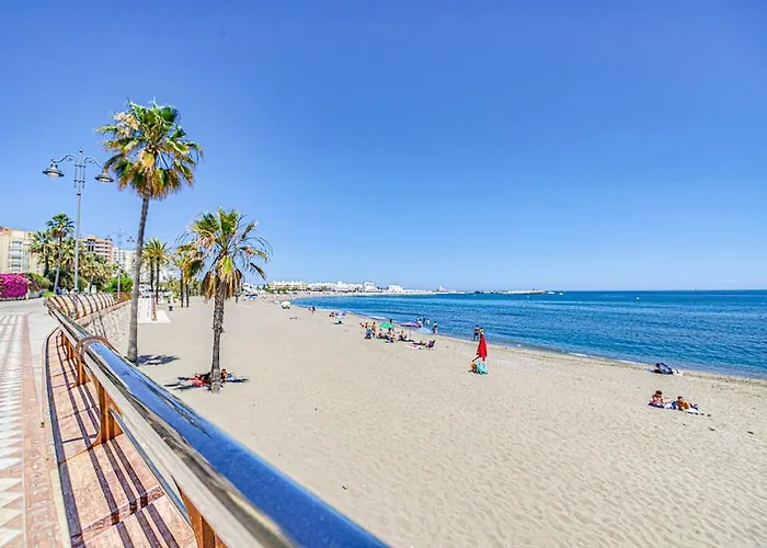 Exceptional 2-bedroom Duplex With Ocean Views *